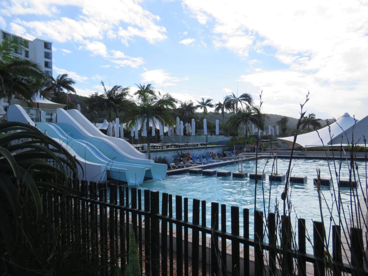 130 BREAKERS RESORT HOTEL Umhlanga Durban Bagian luar foto